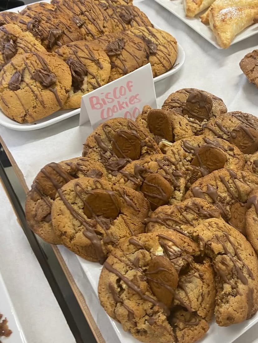 Stall media for Mccookie