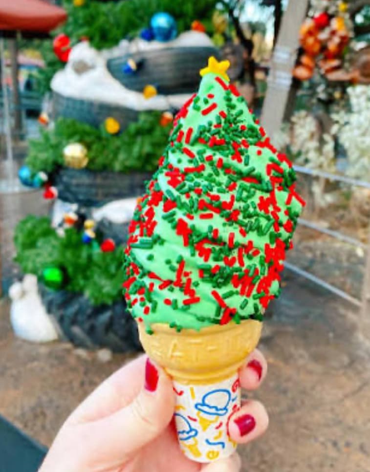 Stall media for Santa Scoop