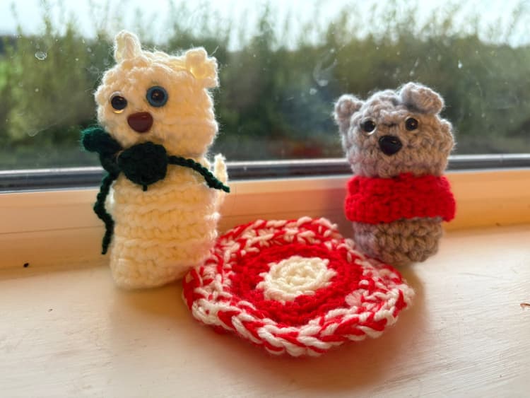 Stall media for Santa's Helpers