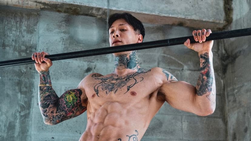 Stall media for Santa's Strength Showdown