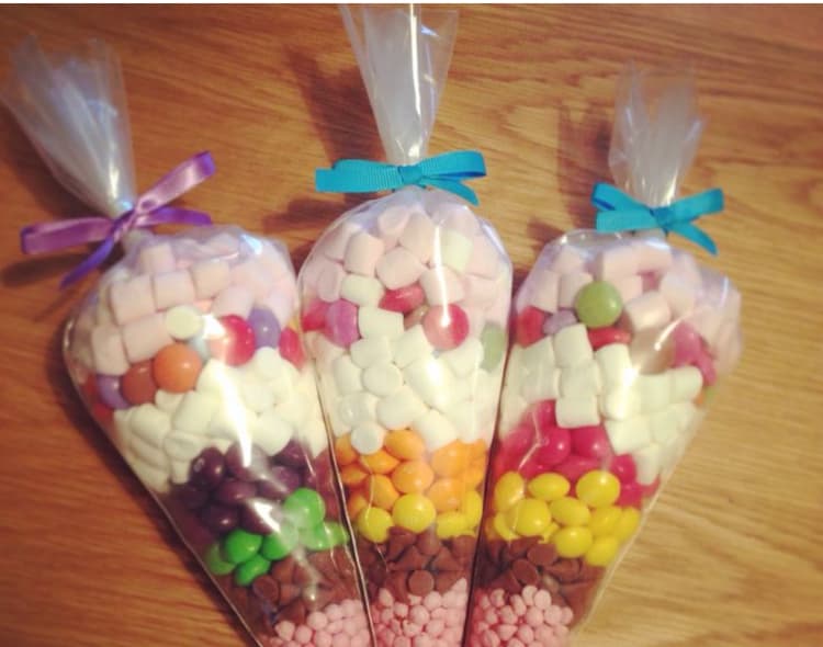 Stall media for Sugar And Swirls